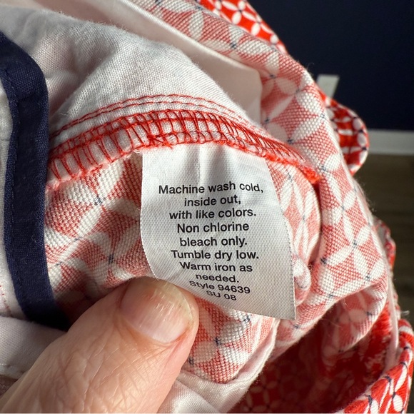 NWT J. Crew Red & White City Fit Shorts with Geometric Pattern, Size 2 - Picture 7 of 7